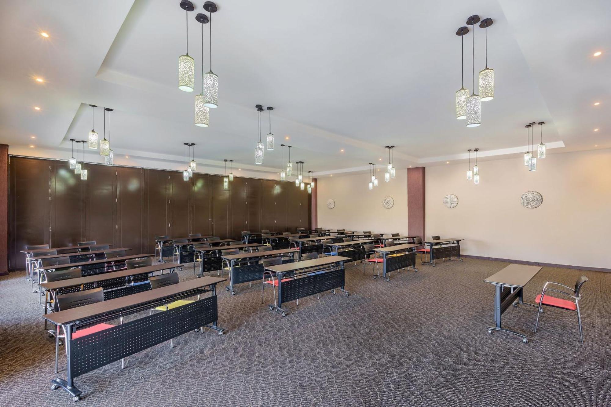 Protea Hotel By Marriott נדולה מראה חיצוני תמונה