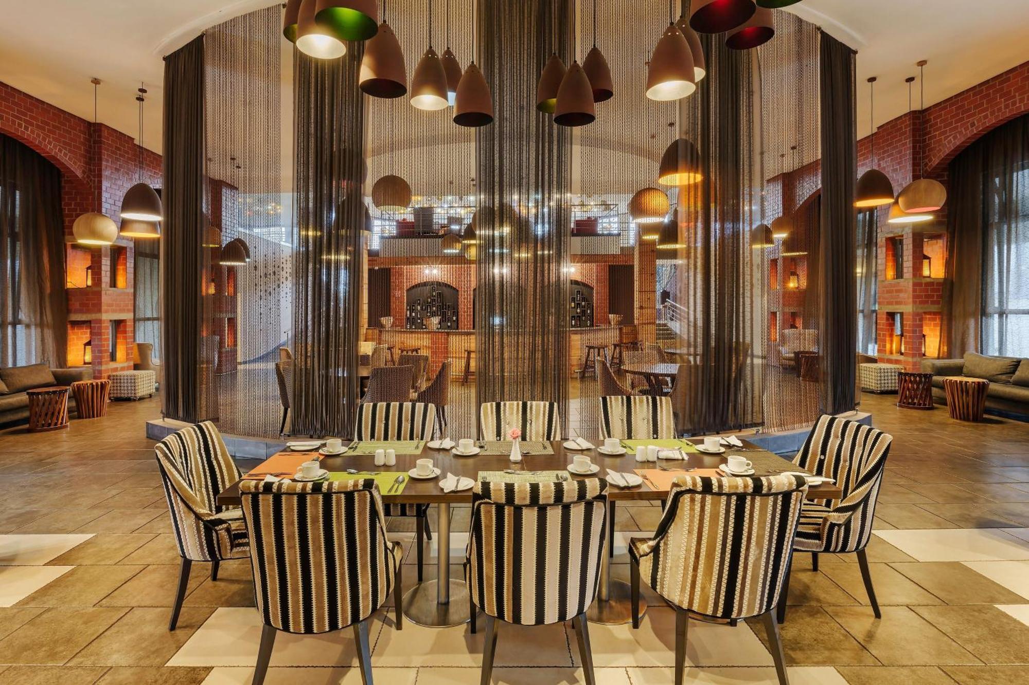Protea Hotel By Marriott נדולה מראה חיצוני תמונה
