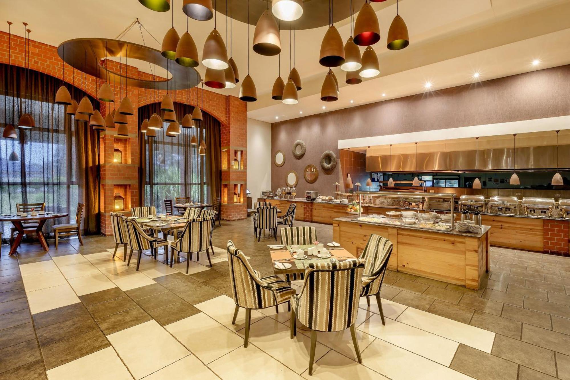 Protea Hotel By Marriott נדולה מראה חיצוני תמונה