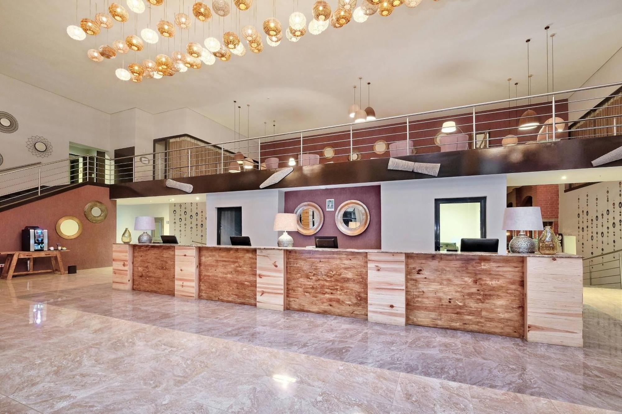 Protea Hotel By Marriott נדולה מראה חיצוני תמונה