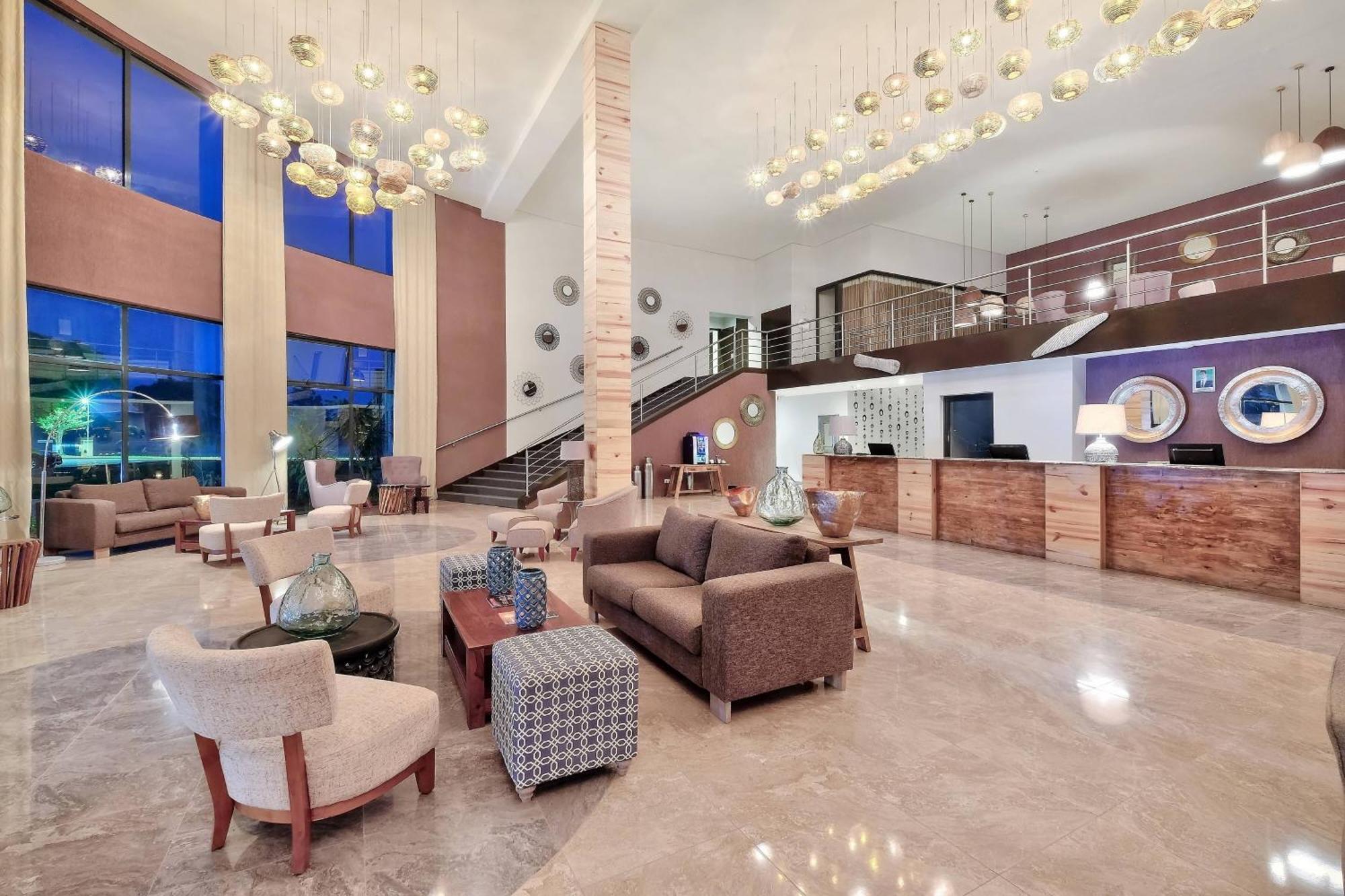 Protea Hotel By Marriott נדולה מראה חיצוני תמונה